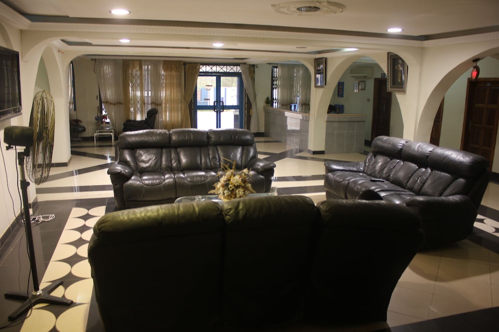 His Royal Vico Hotel 22/27