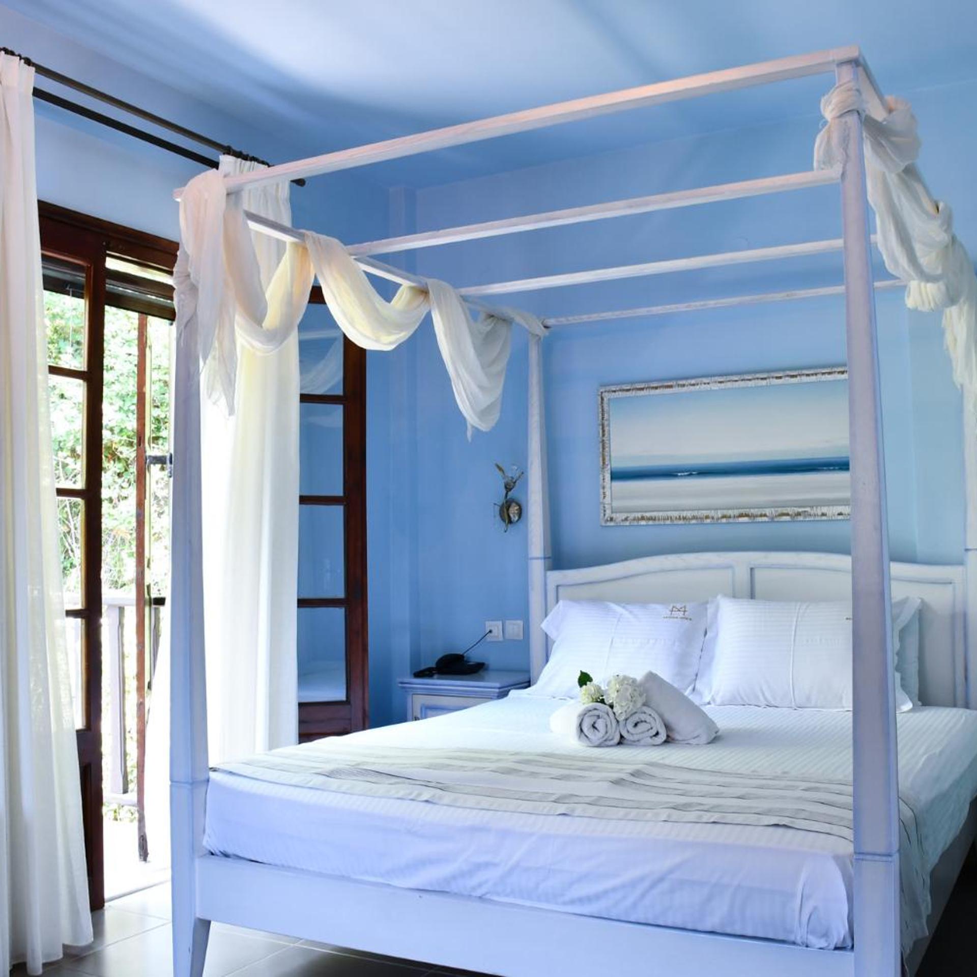 Manthos Blue Hotel 12/61