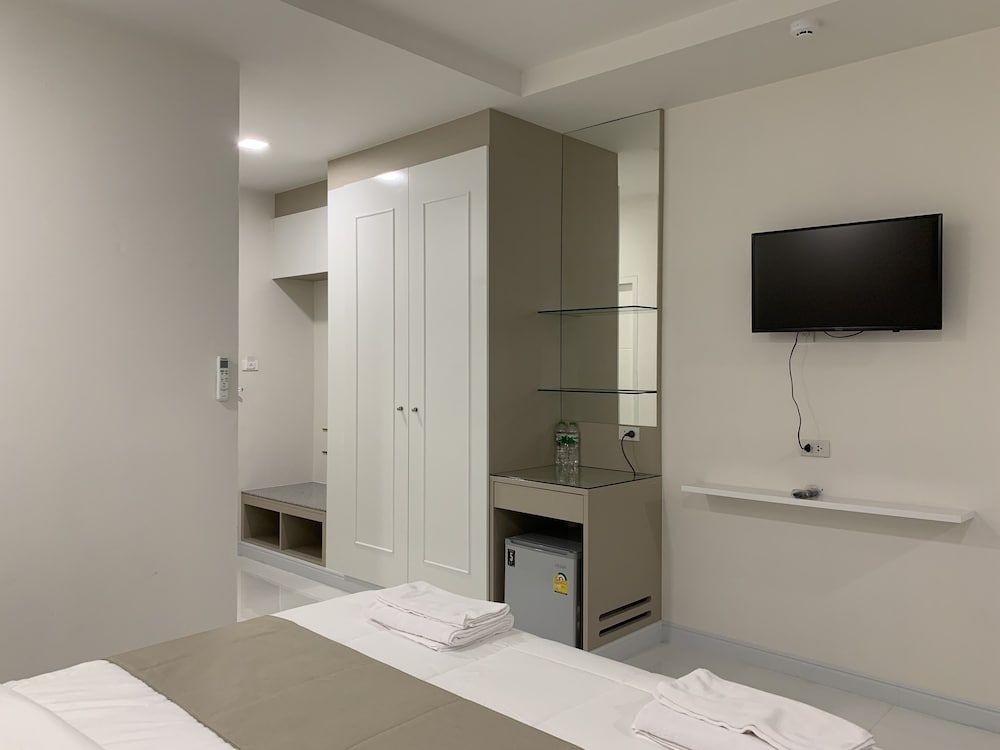 iCare Residence & Hotel 36/41