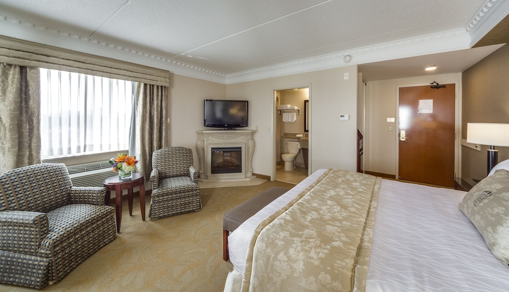 Monte Carlo Inns And Suites Downtown Markham 27/68