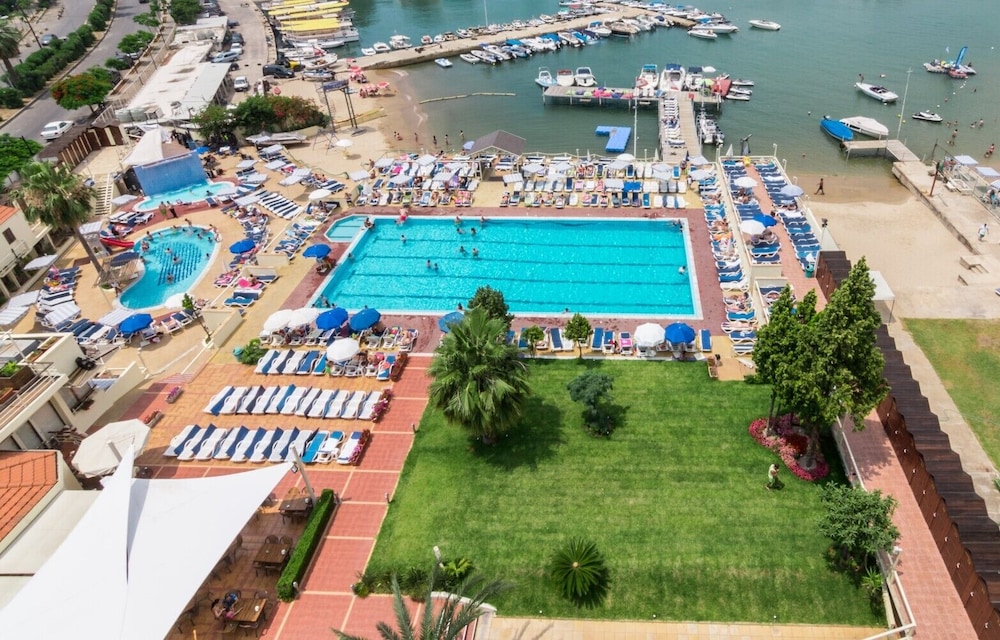 Bel Azur Jounieh 30/39
