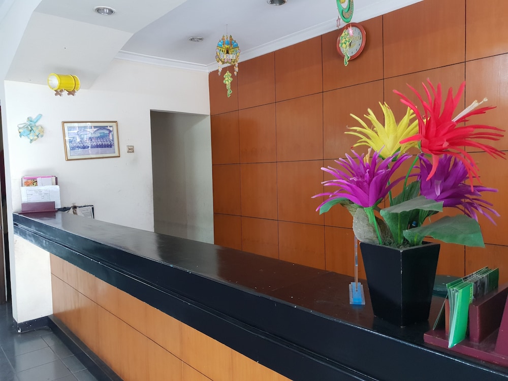 Hotel Cisarua Indah 9/36