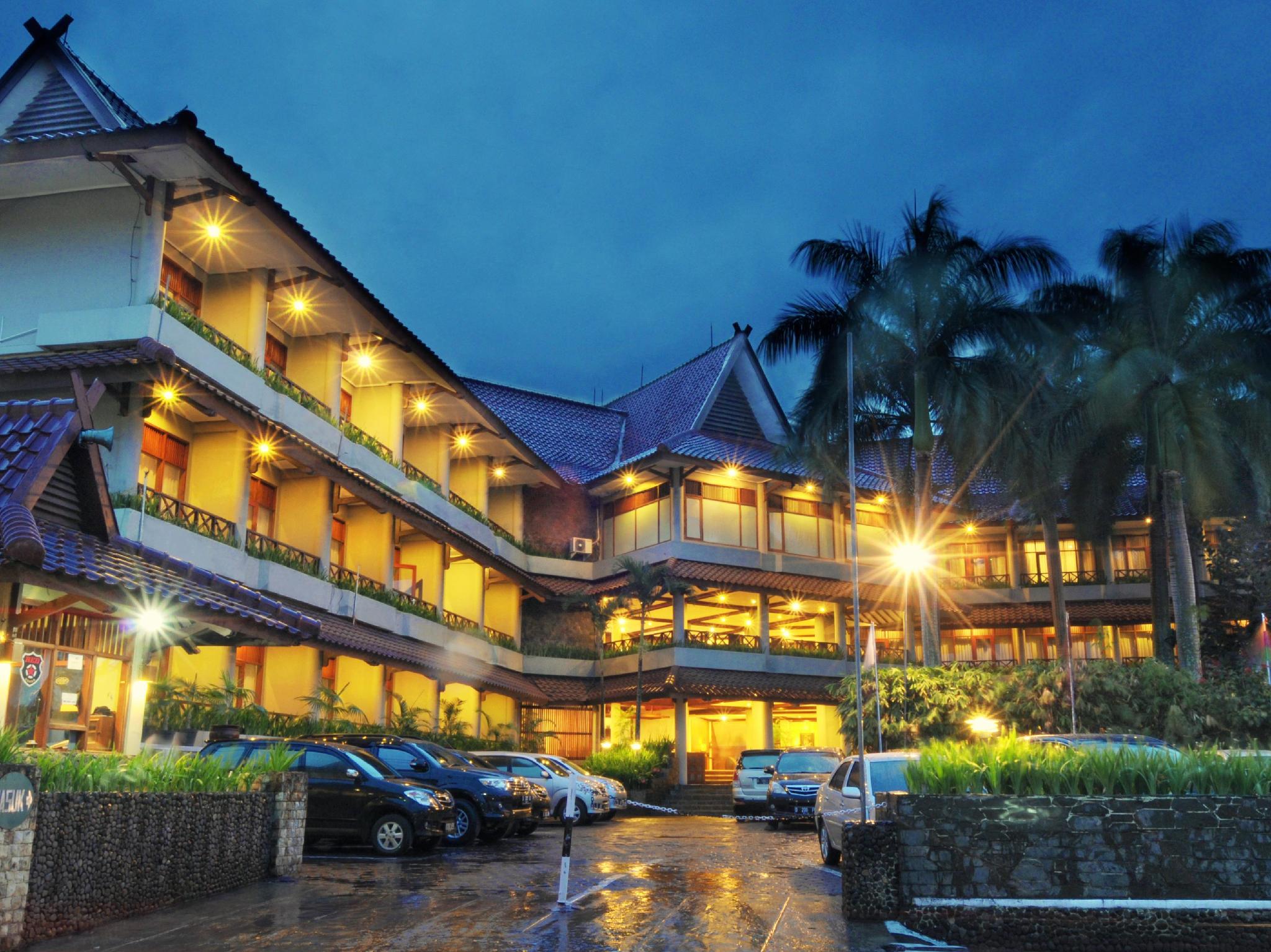 Tirtagangga 2/23