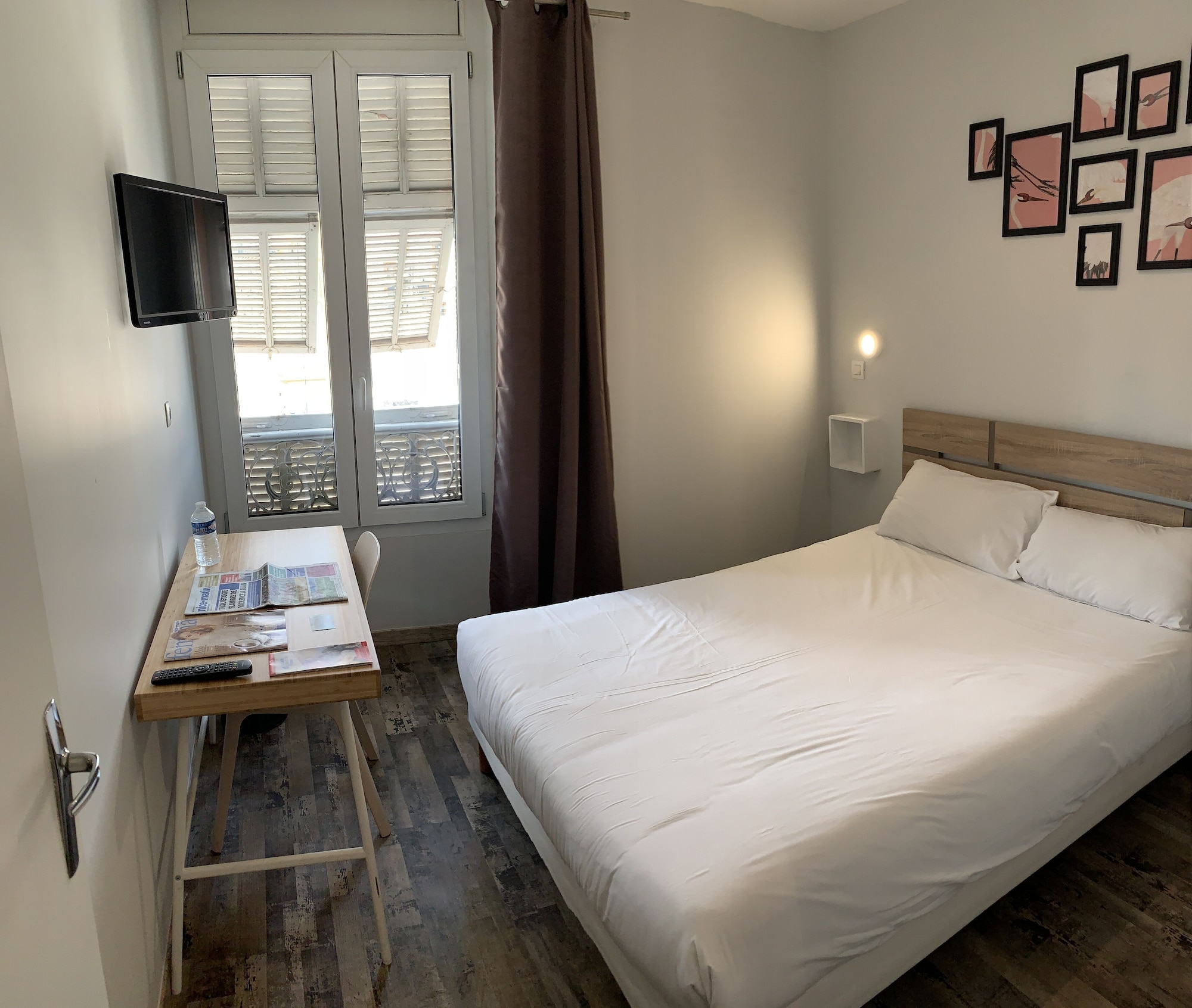 ROOM, TRIPLE