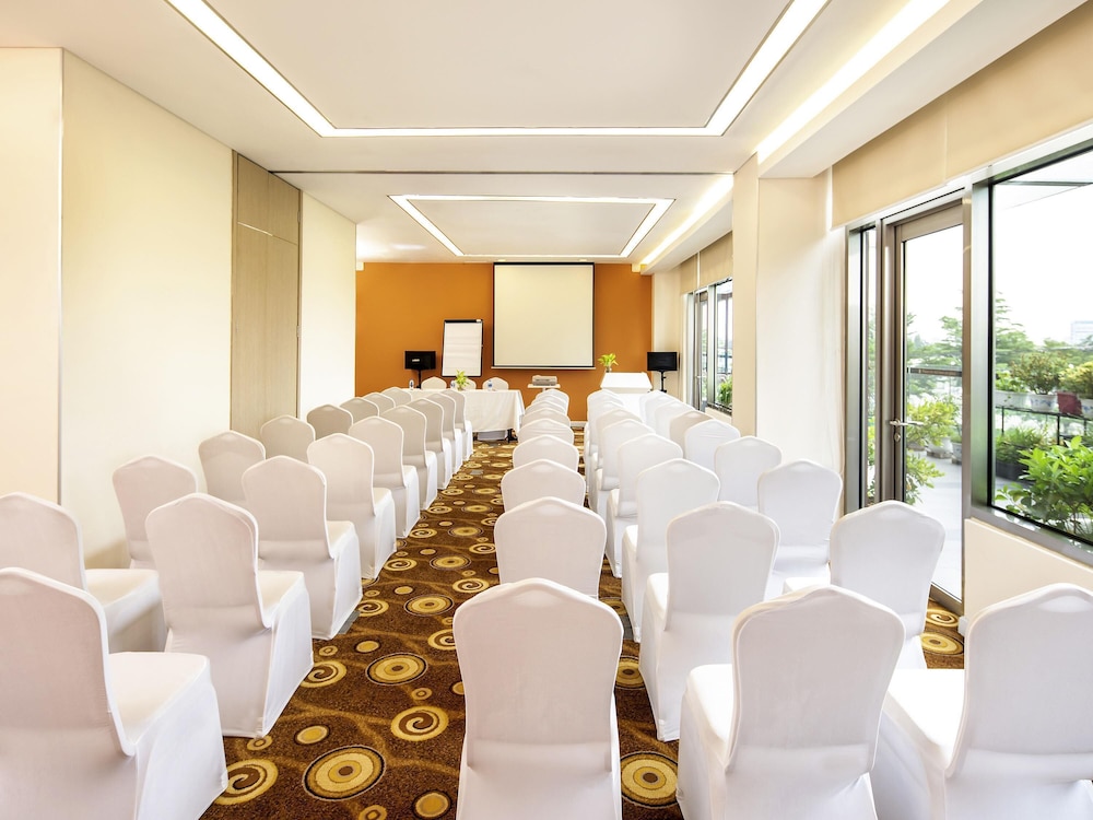 Ibis Saigon South 40/50