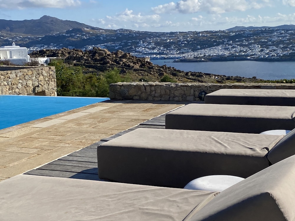 Villa Alessandra 27/50