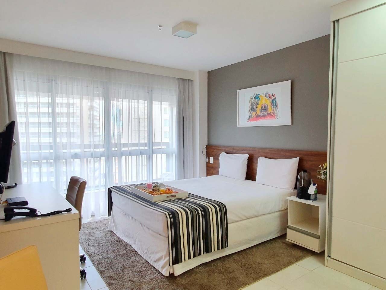 EXECUTIVE, DOUBLE BED