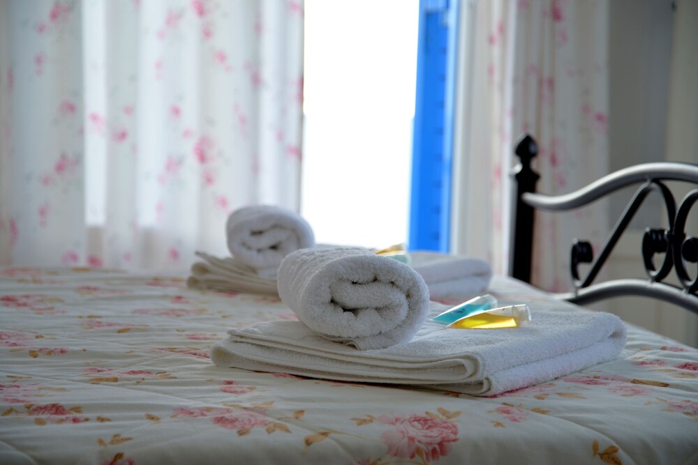 Glaronissia Hotel 11/33