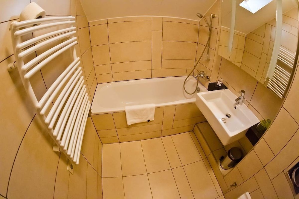 Echo Residence All Suite Hotel 49/50