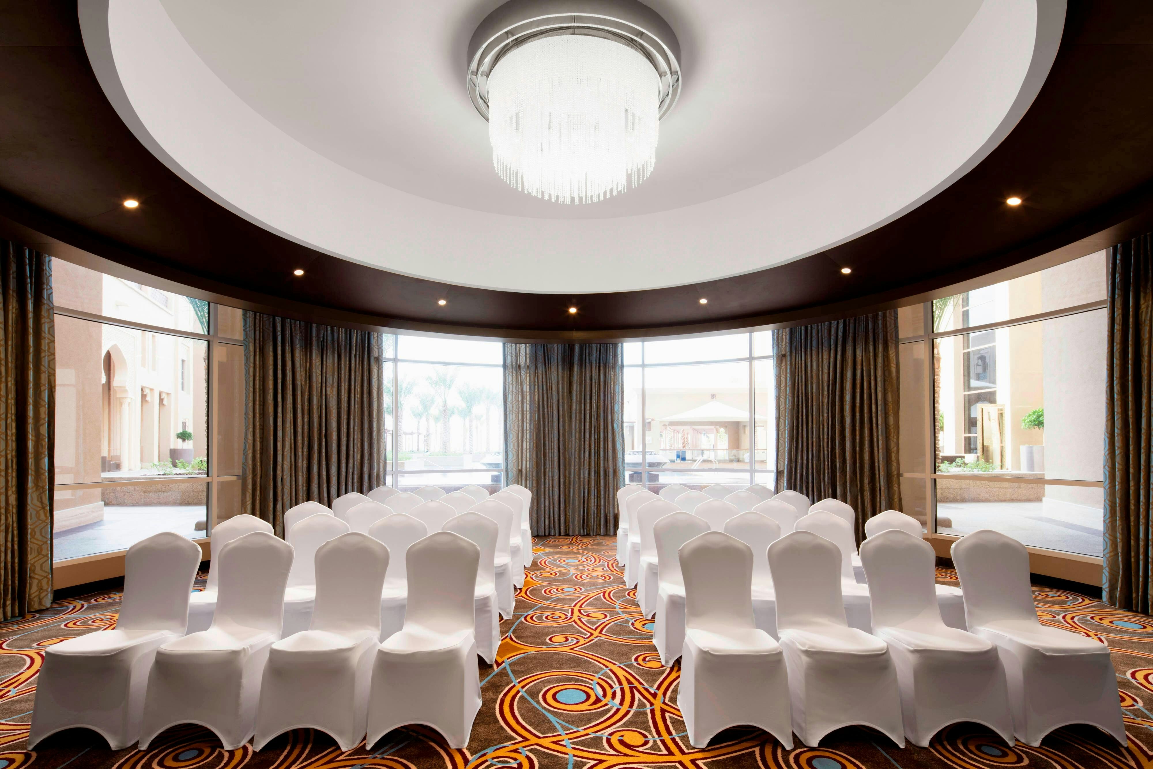 Sheraton Sharjah Beach Resort Spa 53/58