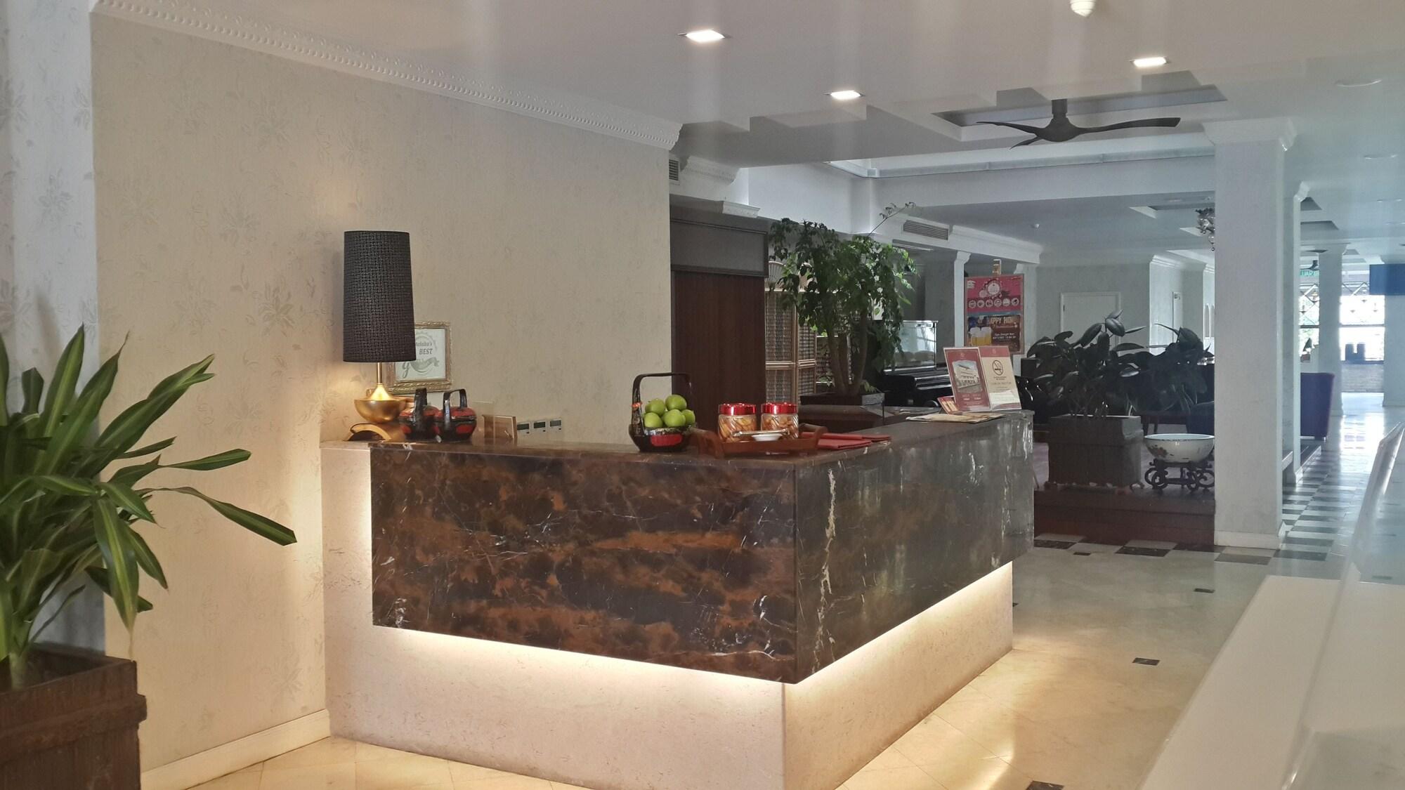 RC Hotel 7/34