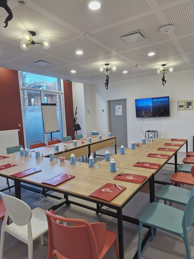 Aparthotel Adagio Access Lille Villeneuve-d'Ascq 23/25