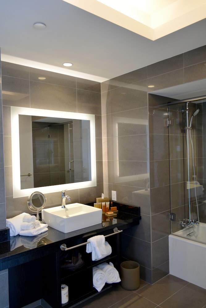 Scarlet Pearl Casino Resort 43/57