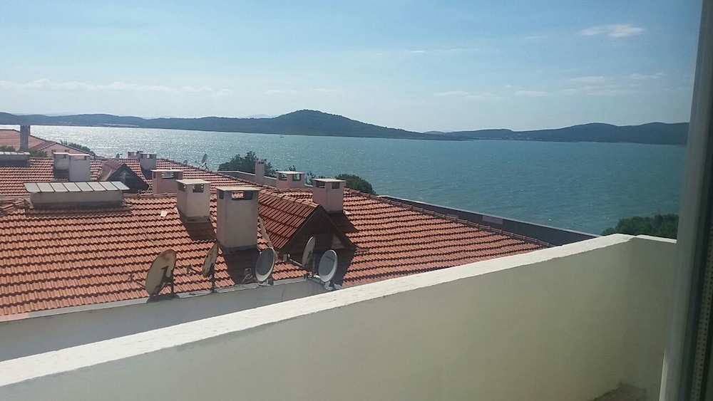 Camlik 87 Hotel Ayvalik 63/63