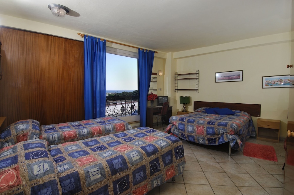 NETTUNO HOTEL 9/24