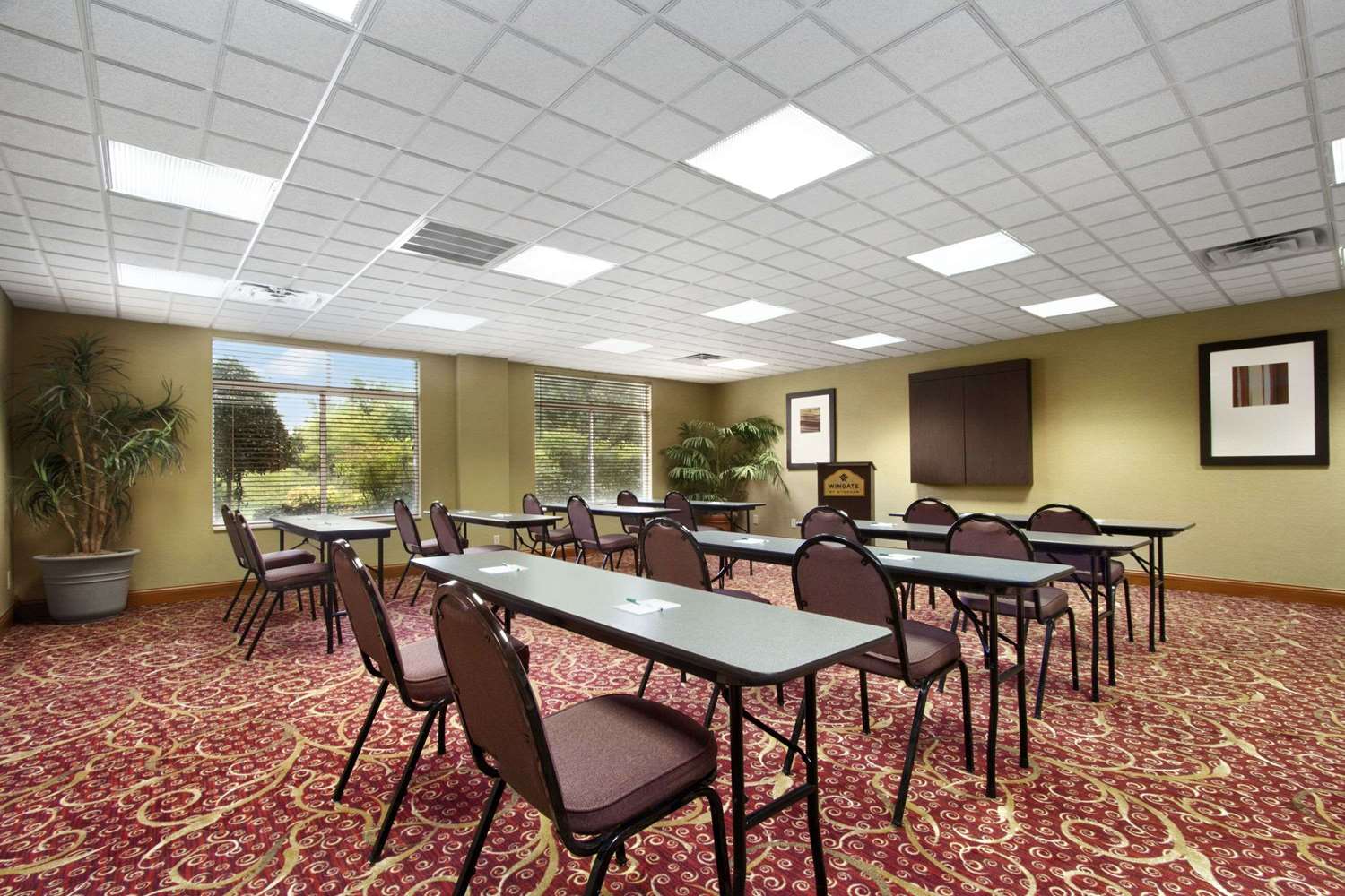 Wingate by Wyndham Chattanooga 28/32