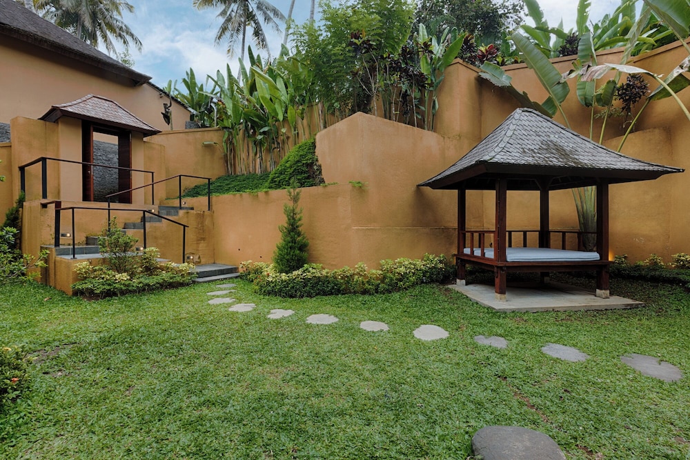 Samkhya Villas 67/71