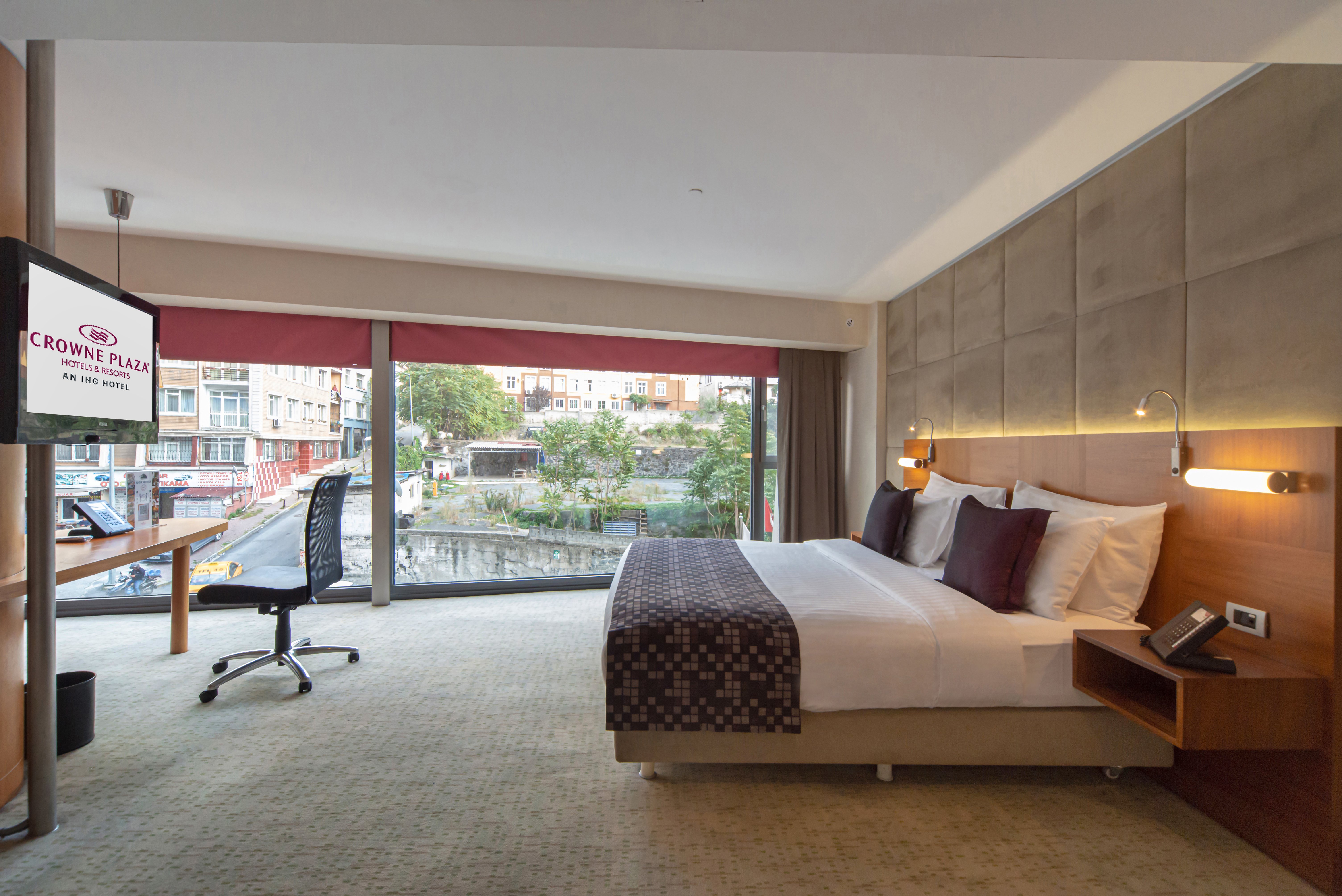 Crowne Plaza Istanbul Harbiye Hotel 14/50