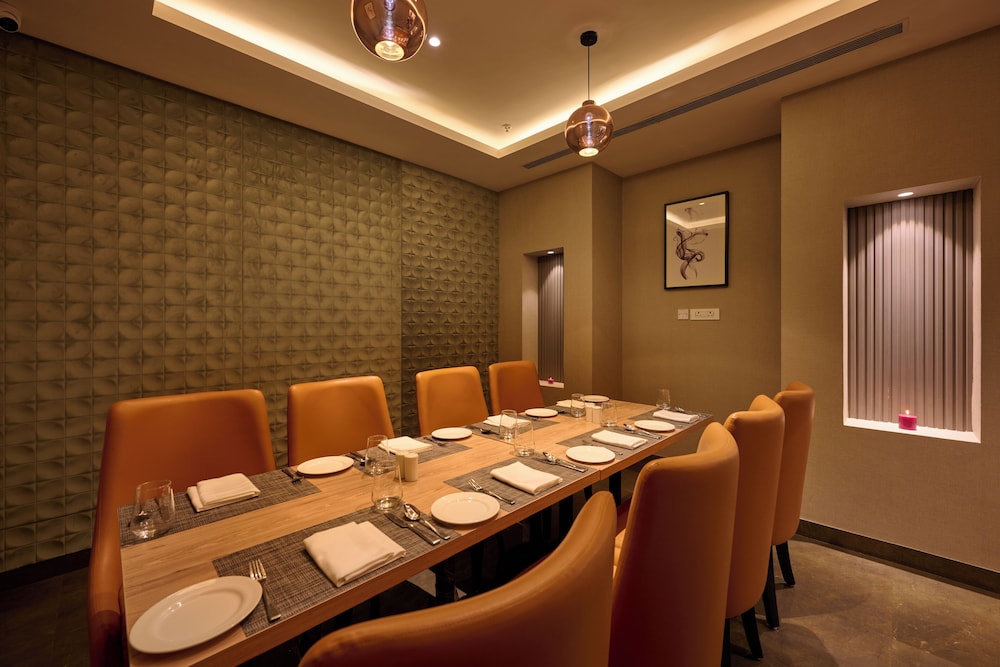 Delite Sarovar Portico Faridabad 23/30