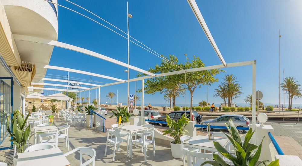 RH Riviera - Adults Only 21/34
