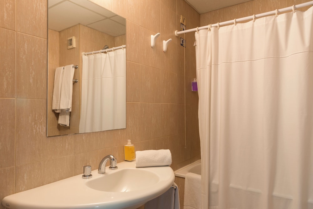 Hathor Hotels Mendoza 61/63