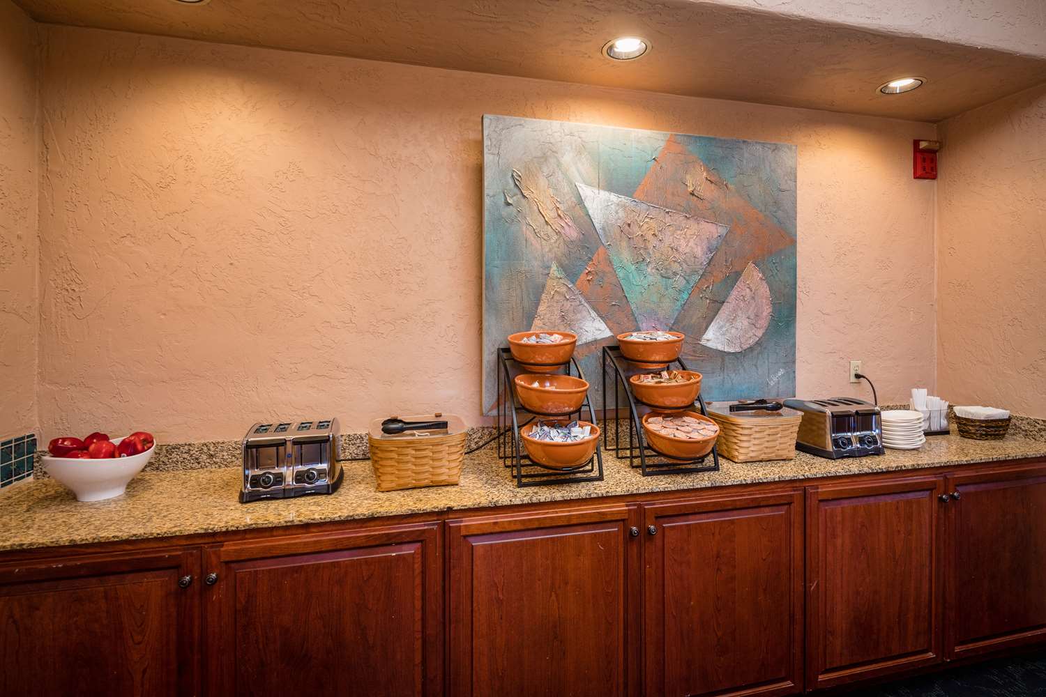 SFO El Rancho Inn 2/37