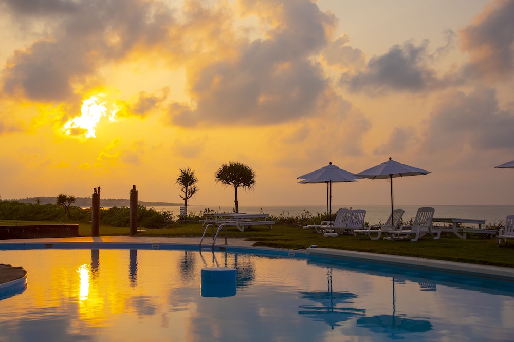 En Resort Eef Beach Hotel 7/69