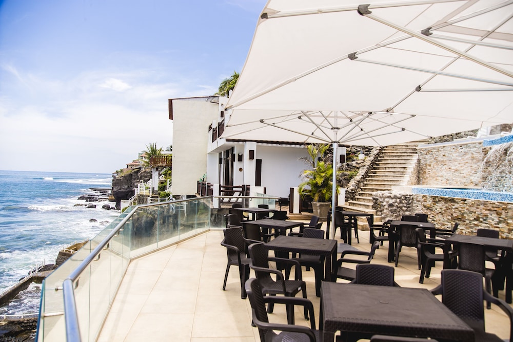 Hotel Los Farallones 59/70