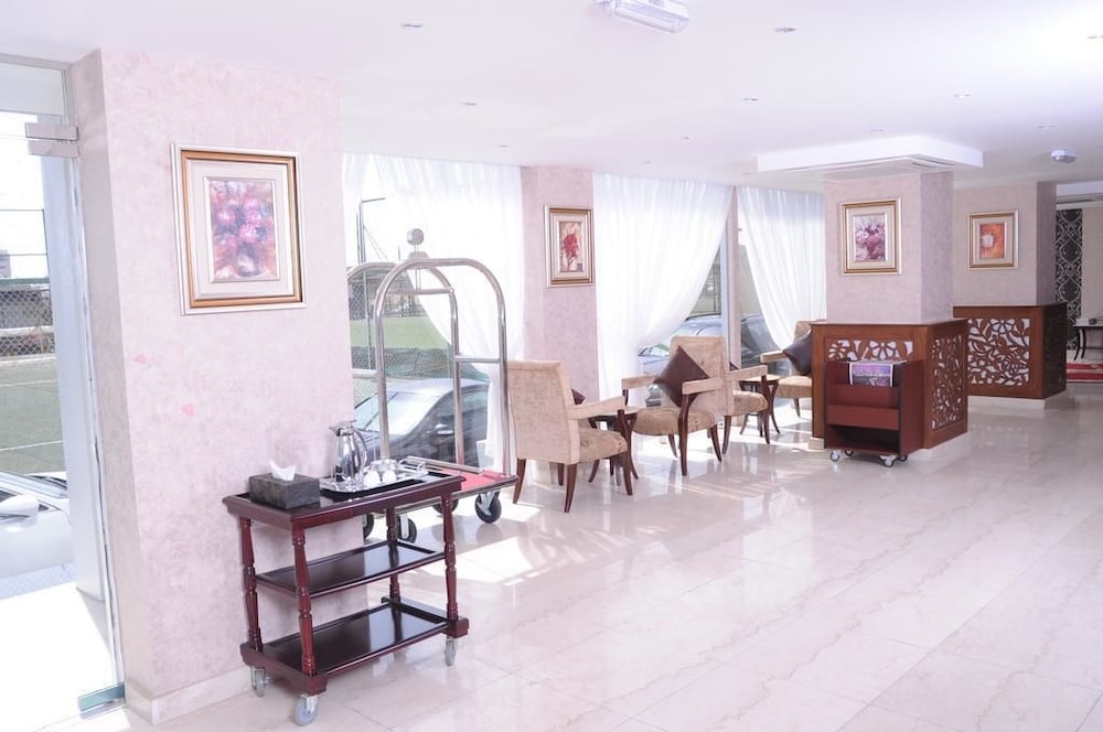 Magic Suite Abu Halifa 46/57