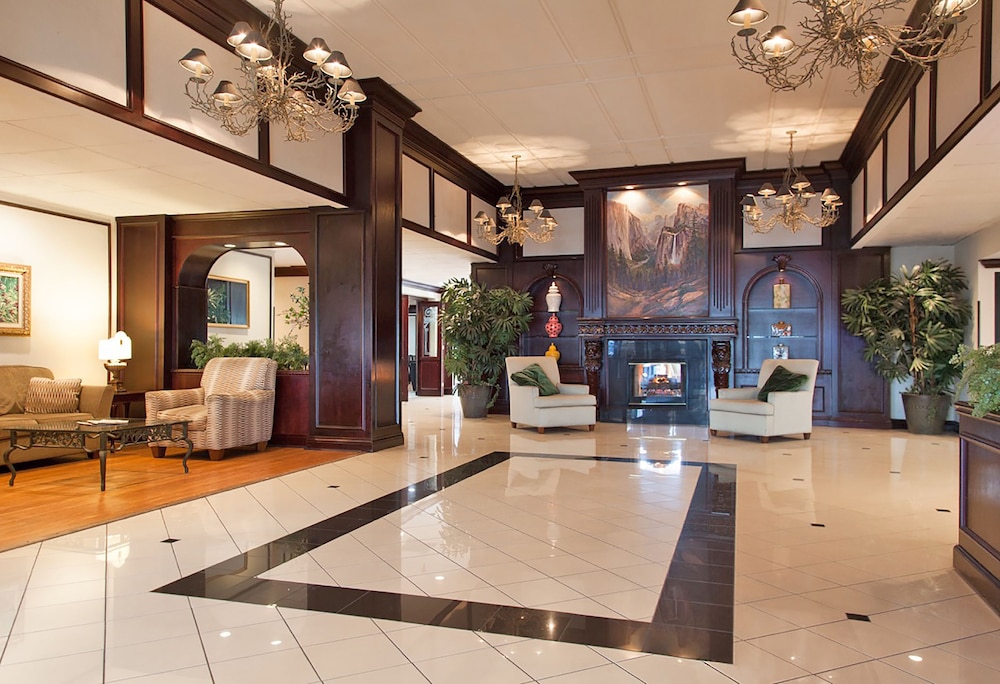 Park Pointe Hotel 6/29
