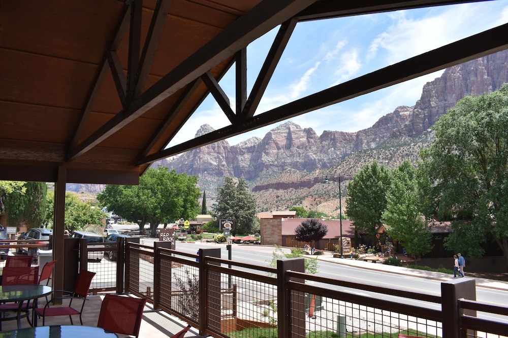 Zion Canyon Lodge 39/54