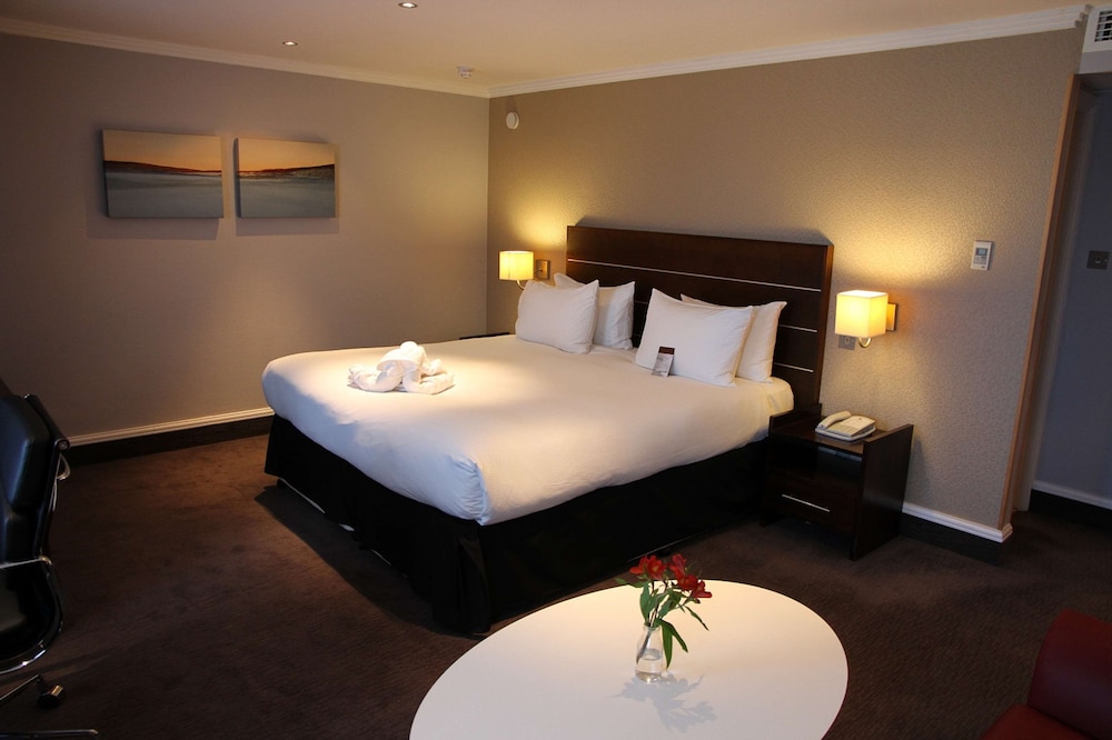 Doubletree By Hilton Hotel Bristol City Centre Ex Ramada Bristol City 29/82