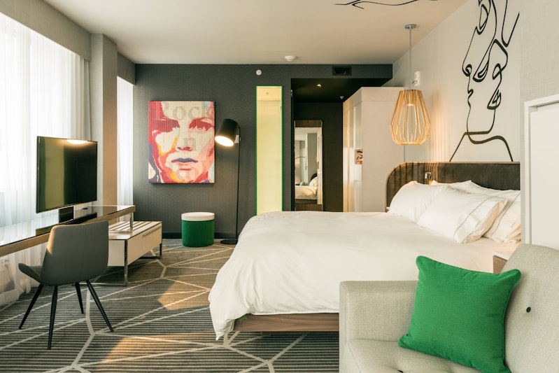 Renaissance Montreal Downtown Hotel 9/58