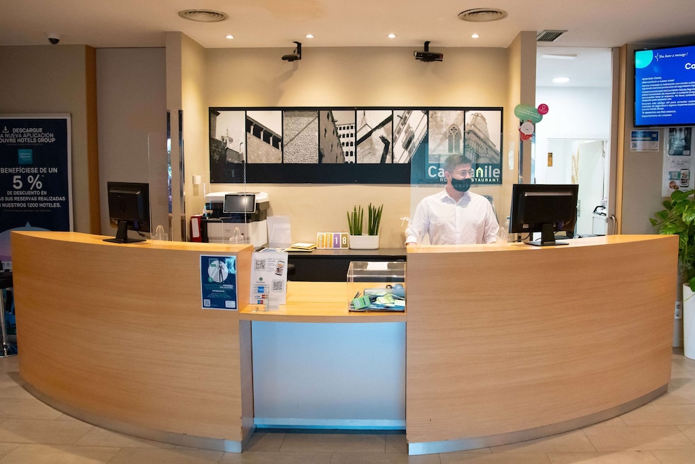 Travelodge BCN Cornella Fira 9/56