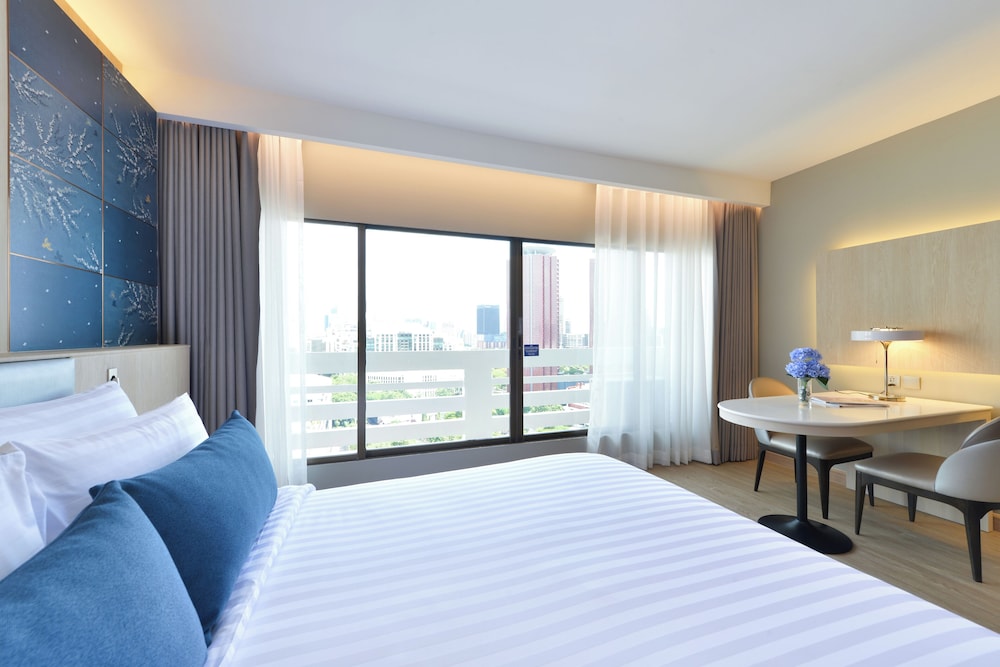 Grand Deluxe Twin Beds