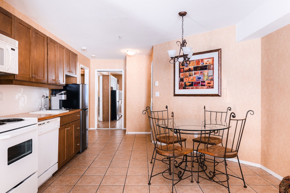 Mountain View Suites at Fairmont Hot Springs 51/63
