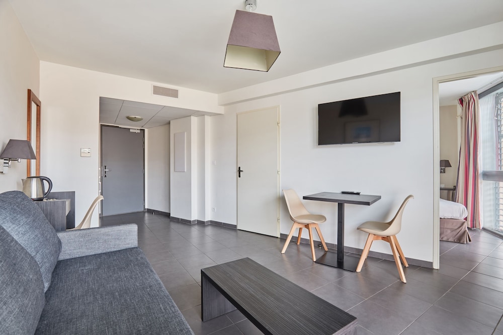 Appart hotel Odalys City Marseille Centre Parc Chanot Velodrome 30/50