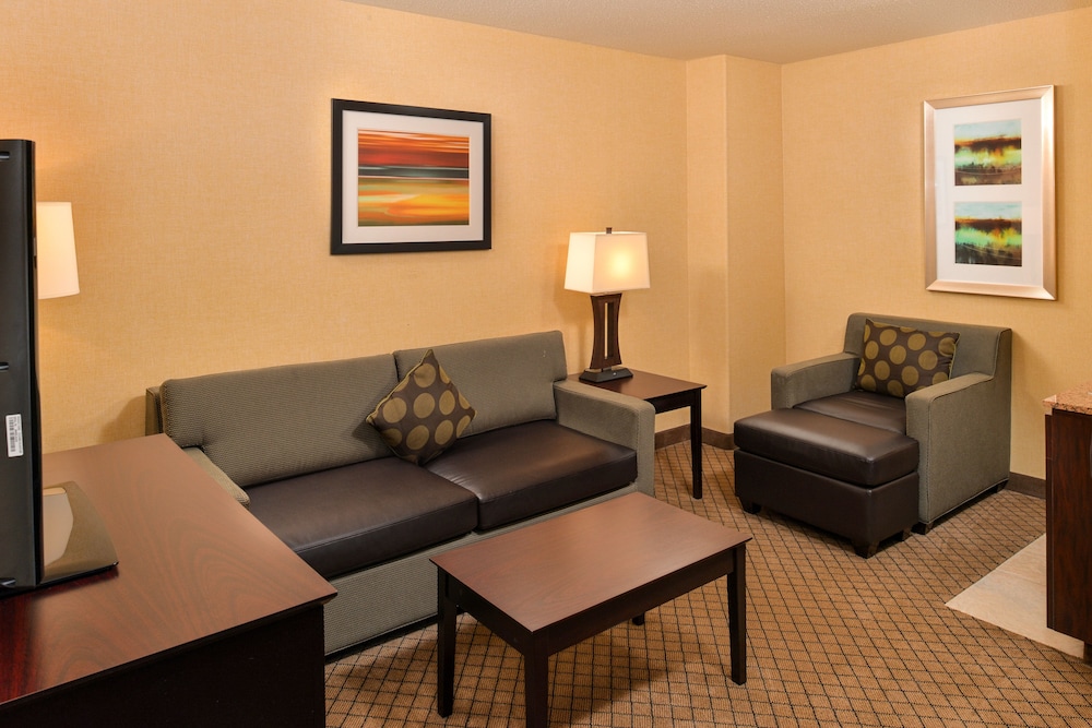 Holiday Inn Express Woodland 30/53