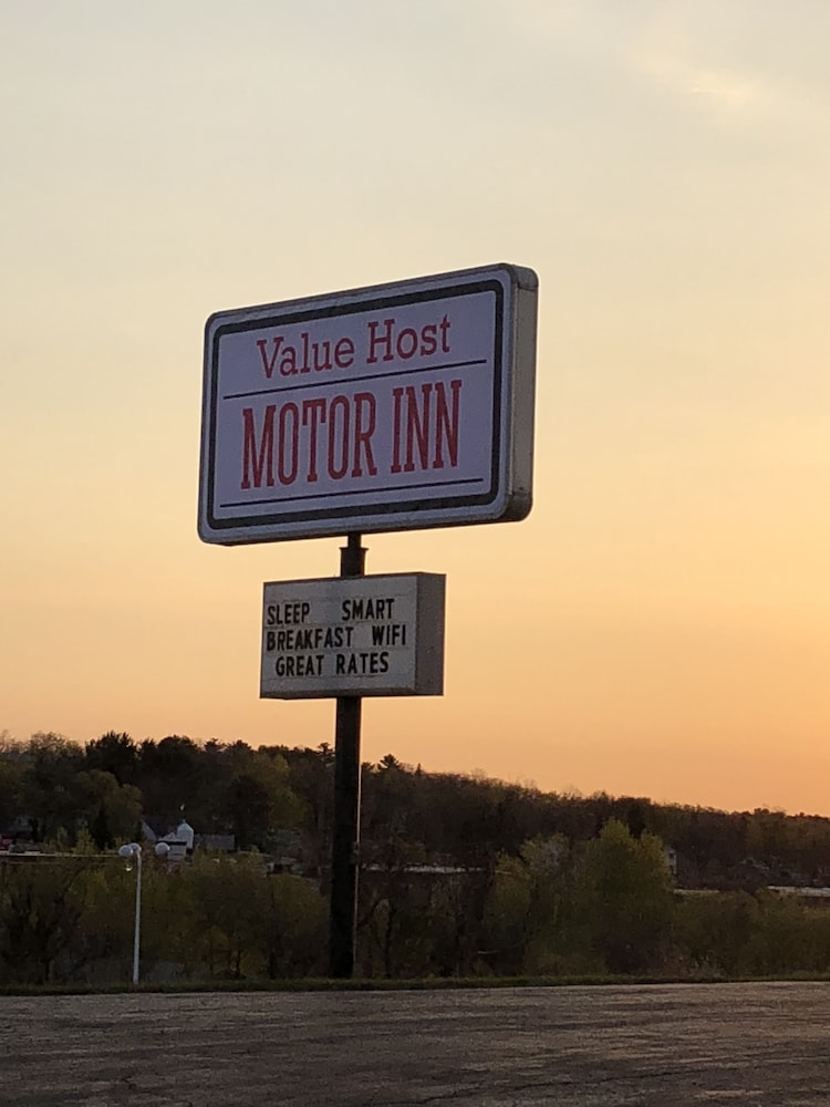 Value Host Motor Inn 1/23