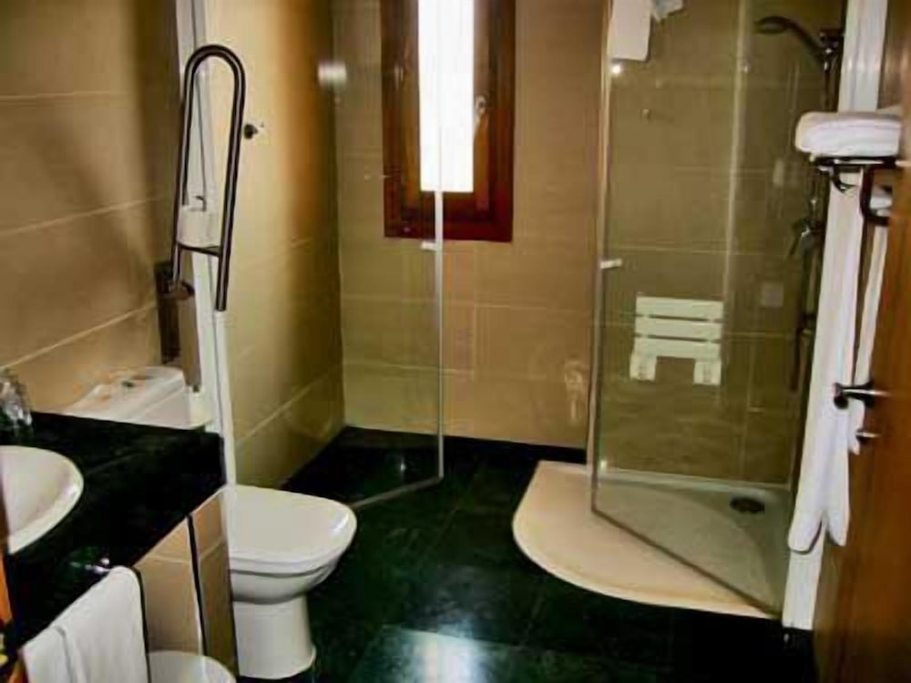 Monarque Costa Narejos Hotel 23/24