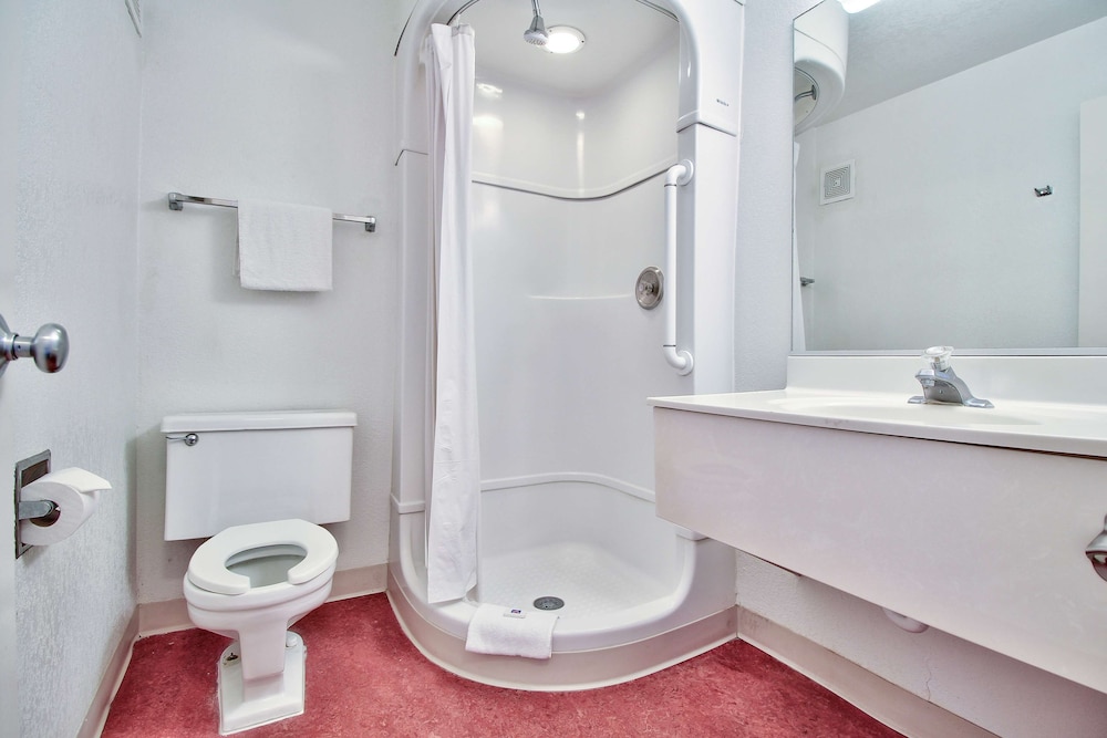 Motel6 Nogales, AZ - Mariposa Road 30/31