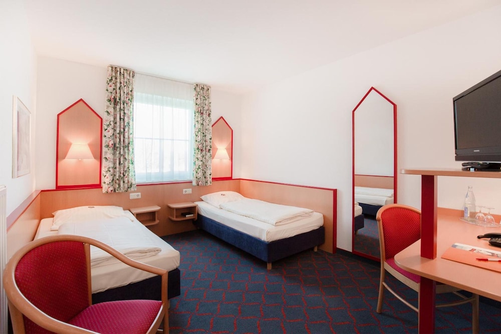 Hotel Montana Lauenau 19/38