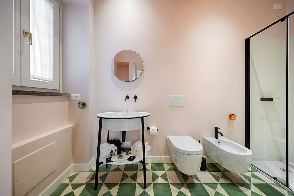 A.D.1768 Boutique Hotel 50/50
