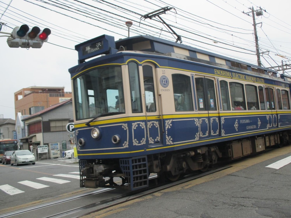 Akitaya 12/63