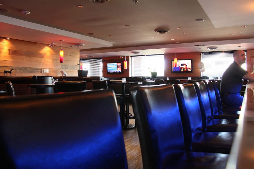 Holiday Inn Hotel Suites Surrey East Cloverdale 6/75