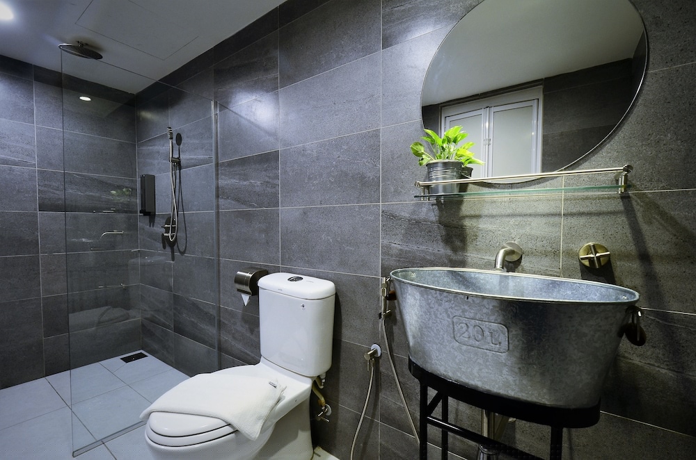 Artisan Eco Hotel 29/49
