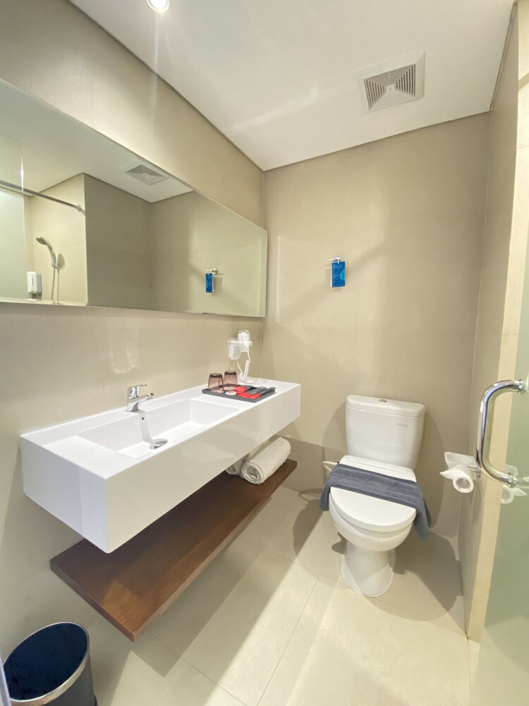 Grand Zuri Ketapang 8/58