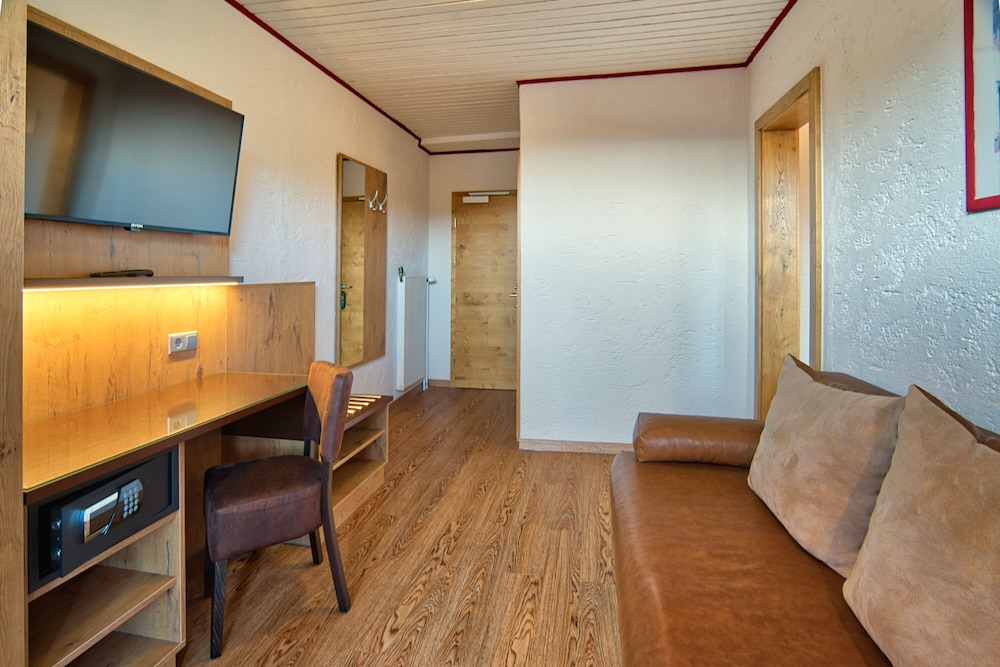 Natur- und Wanderhotel am Steinbachtal 29/33