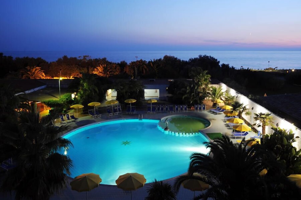 Marina Club 45/50