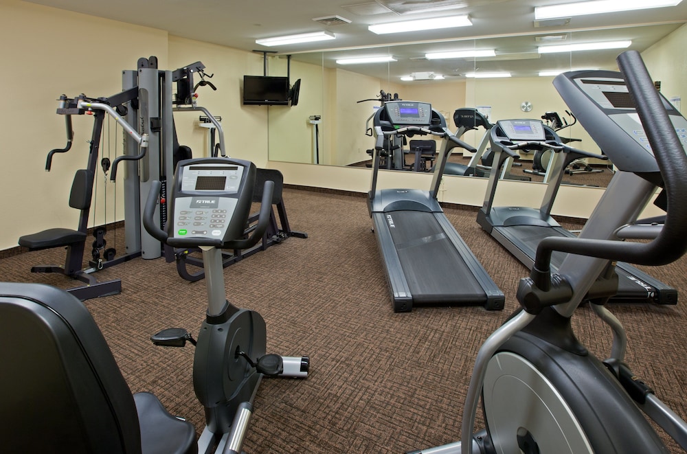 Candlewood Suites Louisville North 36/67